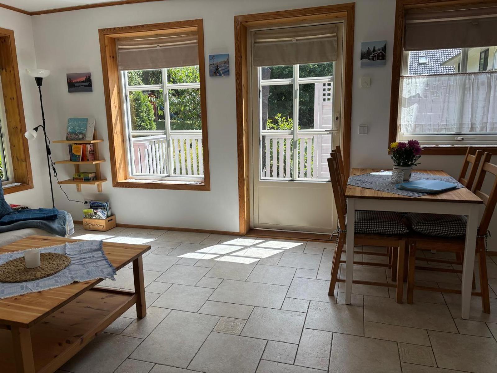 Toms Stuga Ferienwohnung Schöneiche Exterior foto
